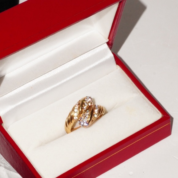 Intertwined Double Ring - Picture 6 of 6